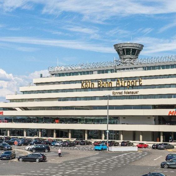 Lejlighed Modern Und Kinderfreundlich, 3km Zu Messe, Airport Koeln-bonn *